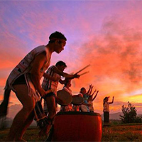 Văn mẫu lớp 10: Phân tích đoạn trích Đăm Săn đi chinh phục nữ thần Mặt Trời