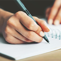 Văn mẫu lớp 11: Viết tiểu sử tóm tắt của một nhà văn nhà thơ được học trong chương trình lớp 11