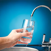 Khoa học lớp 4 Bài 3: Sự ô nhiễm và bảo vệ nguồn nước. Một số cách làm sạch nước