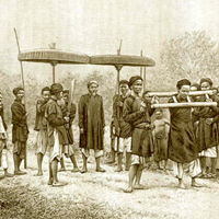 Văn mẫu lớp 10: Đoạn văn phân tích một chi tiết tiêu biểu trong Chữ người tử tù