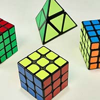 Tập làm văn lớp 4: Tả đồ chơi Rubik