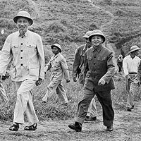 Phân tích bài thơ Bác ơi của Tố Hữu