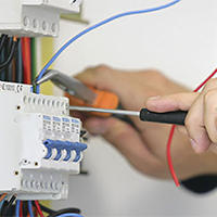 Đề thi học kì 2 môn Công nghệ 9 Lắp đặt mạng điện trong nhà sách Kết nối tri thức với cuộc sống