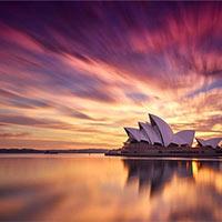 Viết 3 - 4 câu tả vẻ đẹp của mặt trời vào lúc bình minh hoặc hoàng hôn