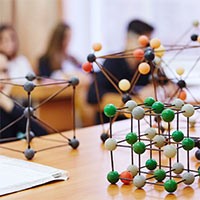 Đề thi thử THPT Quốc gia năm 2025 môn Vật lí Cụm trường THPT Nghệ An