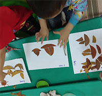 Giáo án mầm non: Dán thuyền buồm