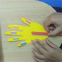 Giáo án Steam: Bài thơ Tay làm đồ chơi