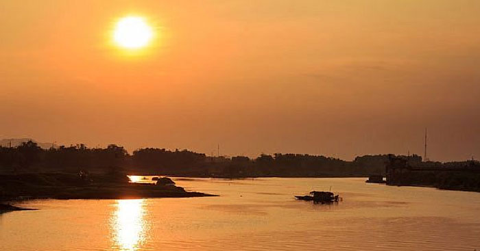 Bài thơ Chiều sông Thương