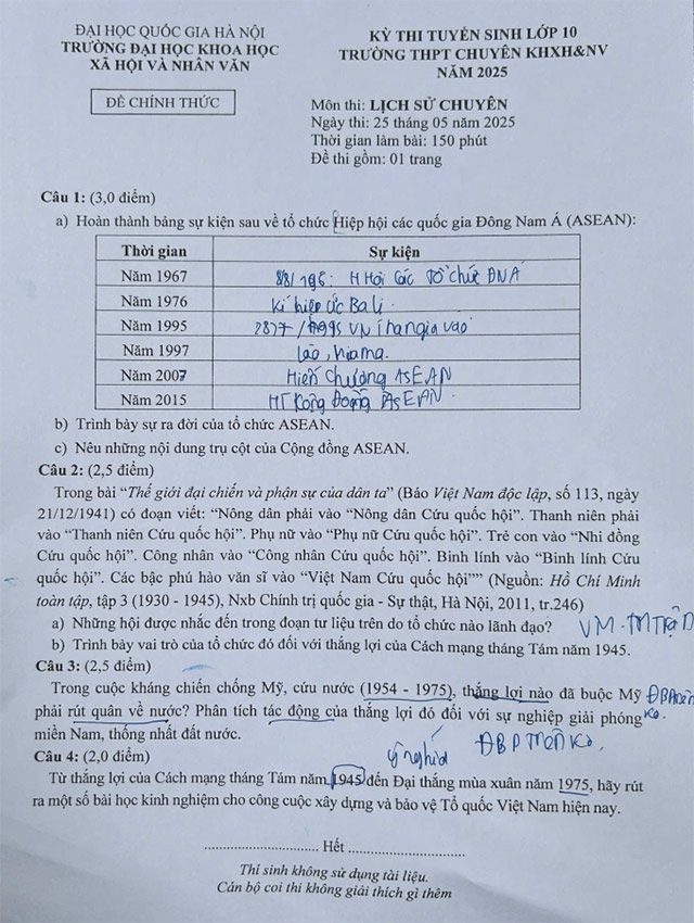 Đề thi lớp 10 môn Sử chuyên Khoa học Xã hội và Nhân văn năm 2025