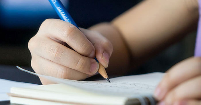 Viết đoạn văn cảm nhận về bài thơ Đường núi