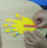 Giáo án Steam: Bài thơ Tay làm đồ chơi