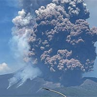 Giáo án PowerPoint Hoạt động trải nghiệm 6 Chủ đề 8: Phòng tránh thiên tai và giảm thiểu biến đổi khí hậu