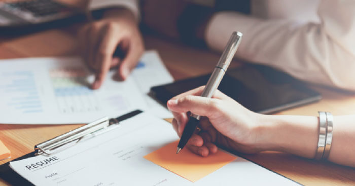 Tập làm một bài thơ sáu chữ hoặc bảy chữ về tuổi học trò