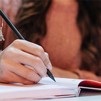 Giáo án PowerPoint Tiếng Việt 5: Luyện tập viết tên người, tên địa lí nước ngoài