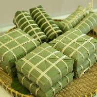 Giới thiệu một loại bánh của quê hương bánh chưng (3 mẫu)