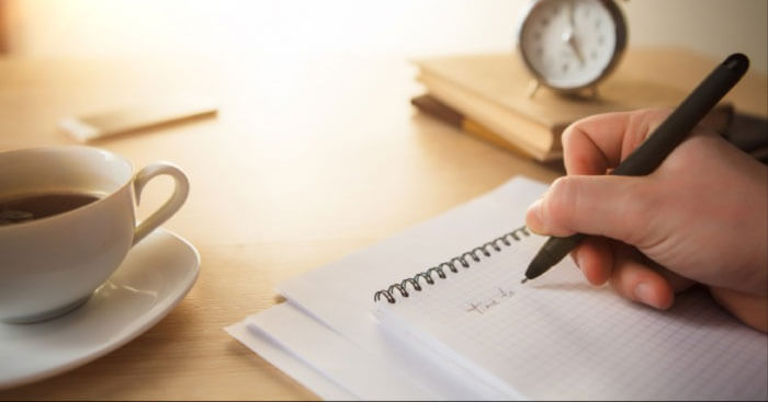 Viết đoạn văn kể về bầu trời trong ngày hôm nay