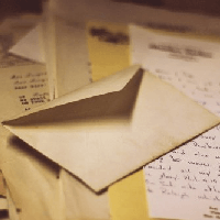 Viết thư cho bạn bè để thăm hỏi và chúc mừng năm mới (3 mẫu)