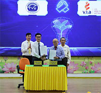 Giáo án Sinh hoạt dưới cờ lớp 4 tuần 14 chủ đề: Ứng xử nơi cộng cộng