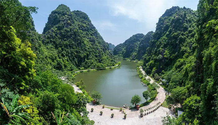 Cảnh quan thiên nhiên địa phương em