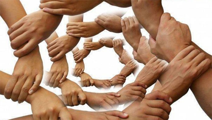 Kết nối vòng tay bạn bè