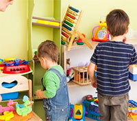 Giáo án Sinh hoạt dưới cờ lớp 2 tuần 27 chủ đề: Gia đình em