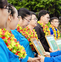 Giáo án Sinh hoạt dưới cờ lớp 6 tuần 27 chủ đề: Cuộc sống quanh ta