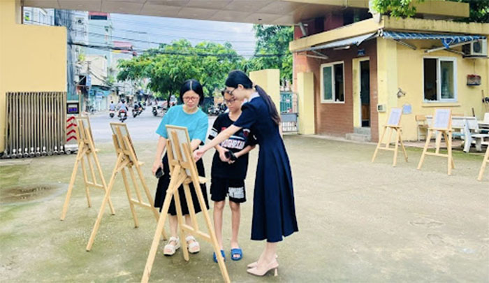 Nhà ngoại giao tương lai