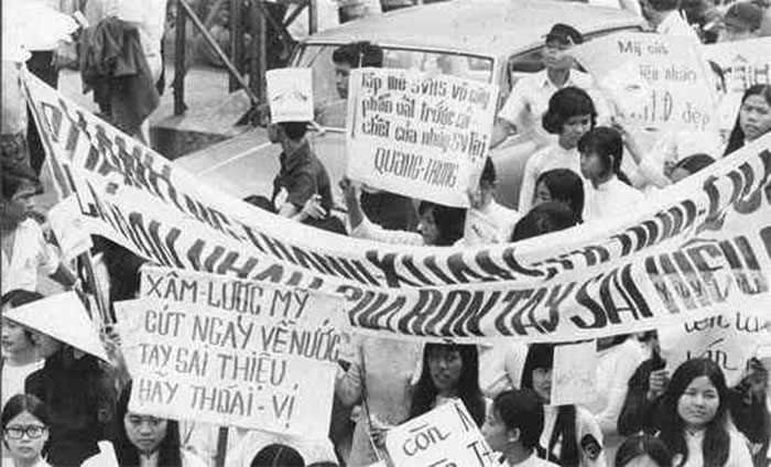 Trao đổi về chủ đề người phụ nữ Việt Nam