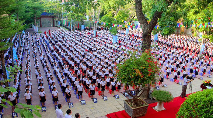 Khai giảng năm học mới