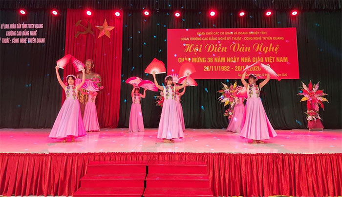 Phát động hội diễn chào mừng ngày Nhà giáo Việt Nam 20 - 11