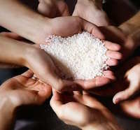 Giáo án Sinh hoạt lớp 8 tuần 23: Em với cộng đồng