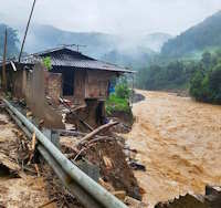 Giáo án Sinh hoạt lớp 8 tuần 26: Em với thiên nhiên và môi trường