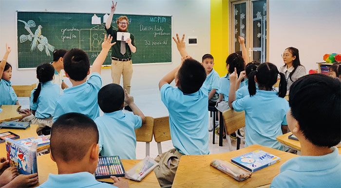 Môi trường học tập mới