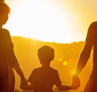 Giáo án Sinh hoạt lớp 5 tuần 19: Gia đình đầm ấm