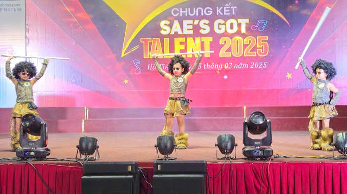 Tìm kiếm tài năng của lớp