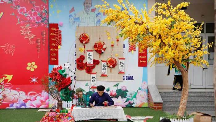 Hội chợ xuân lớp em