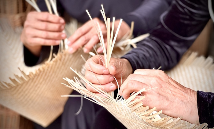 Đôi tay khéo léo