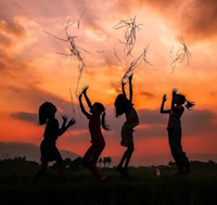 Giáo án Sinh hoạt lớp 4 tuần 18: Mái ấm gia đình