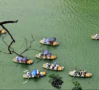 Giáo án Sinh hoạt lớp 11 tuần 23: Bảo vệ môi trường, tài nguyên và cảnh quan thiên nhiên