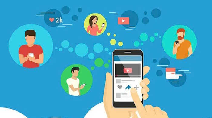 Toạ đàm về chủ đề "Kết bạn qua mạng xã hội - Những lợi ích và nguy cơ"