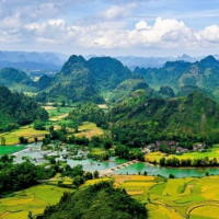 Giáo án PowerPoint Tiếng Việt 3 Bài 11: Trao đổi Nói về cảnh đẹp non sông